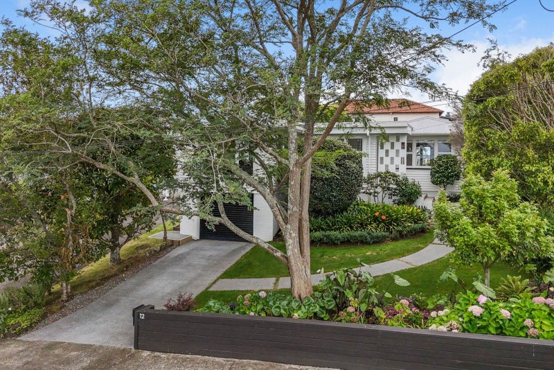 12 Appleyard Crescent, Meadowbank, Auckland - Carousel 1