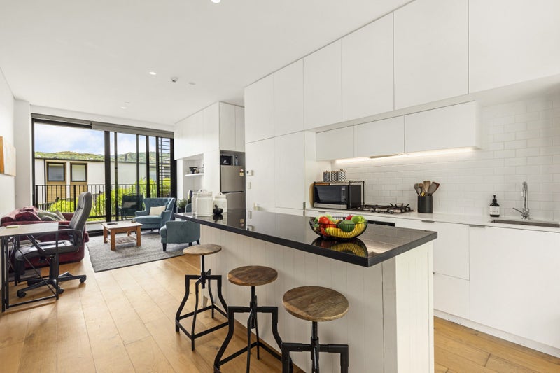 101/11 Jean Caldwell Way, Island Bay, Wellington - Carousel 1