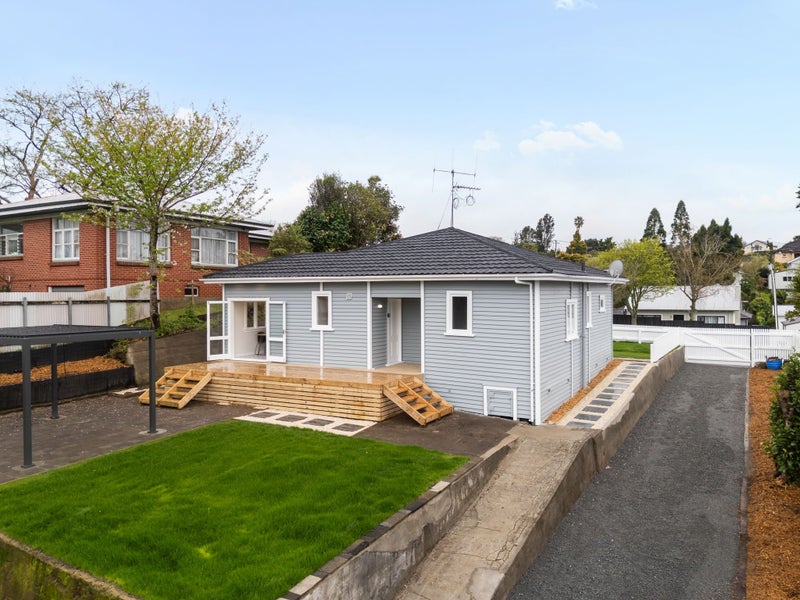 17 Hinau Street, Maeroa, Hamilton, Waikato - Carousel 23