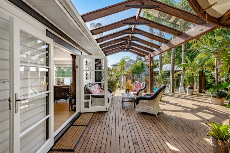 23 Cliff Road, Torbay, Auckland - Carousel 1