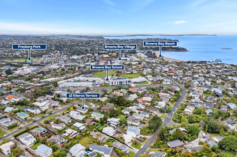 12 Kiteroa Terrace, Rothesay Bay, Auckland - Carousel 21