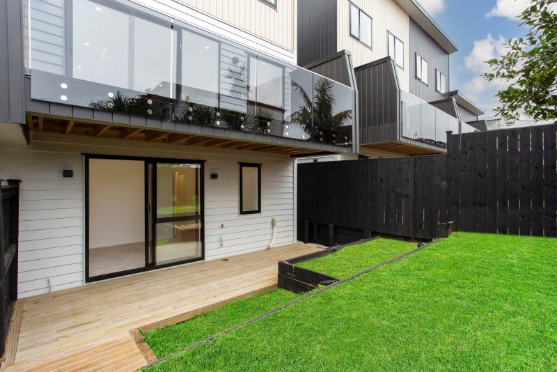Lot 15/13-15 Arawa Street, New Lynn, Waitakere City, Auckland - Carousel 1