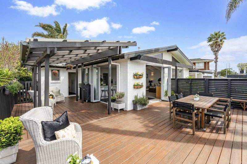 9 Fratley Avenue, Farm Cove, Auckland - Carousel 1