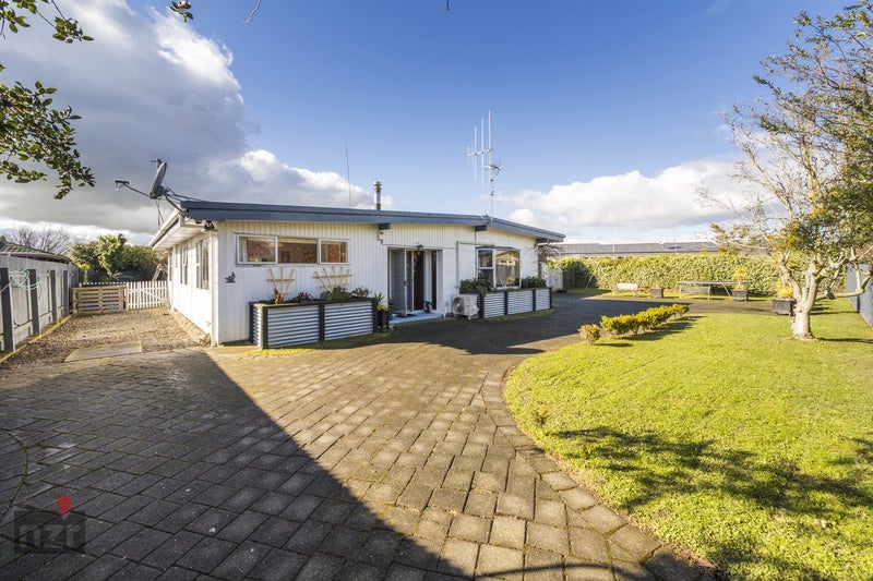 99 Botanical Road, Takaro, Palmerston North - Carousel 1