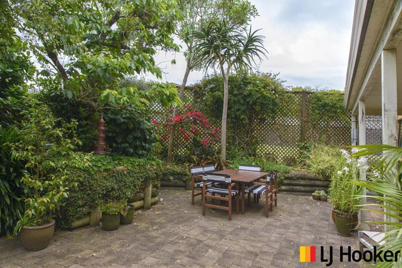 10 Larkspur Court, The Gardens, Auckland - Carousel 24