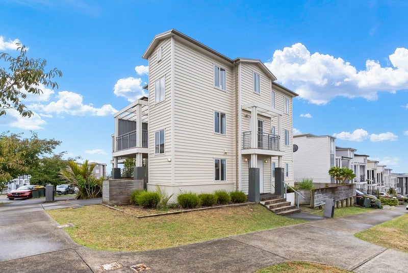 41 Adamson Road, Flat Bush, Manukau City, Auckland - Carousel 1
