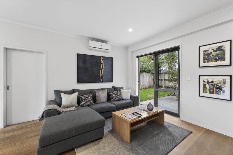 28/27 Powell Street, Avondale, Auckland - Carousel 2