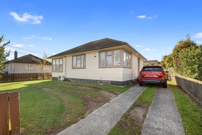 6 Puriri Crescent, Hillcrest, Rotorua - Carousel 1