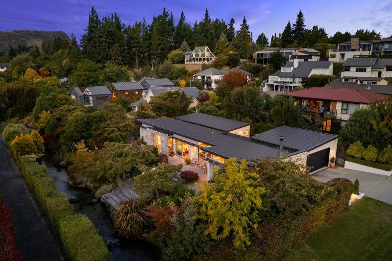 76 Roche Street, Wanaka, Wanaka - Carousel 1