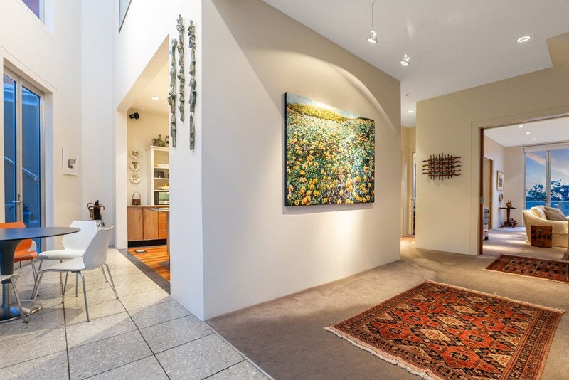 6 Wesley Road, Kelburn, Wellington - Carousel 1