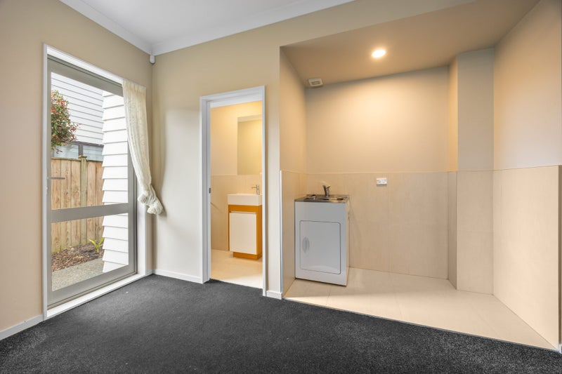 1 Creggan Crescent, Flat Bush, Auckland - Carousel 45