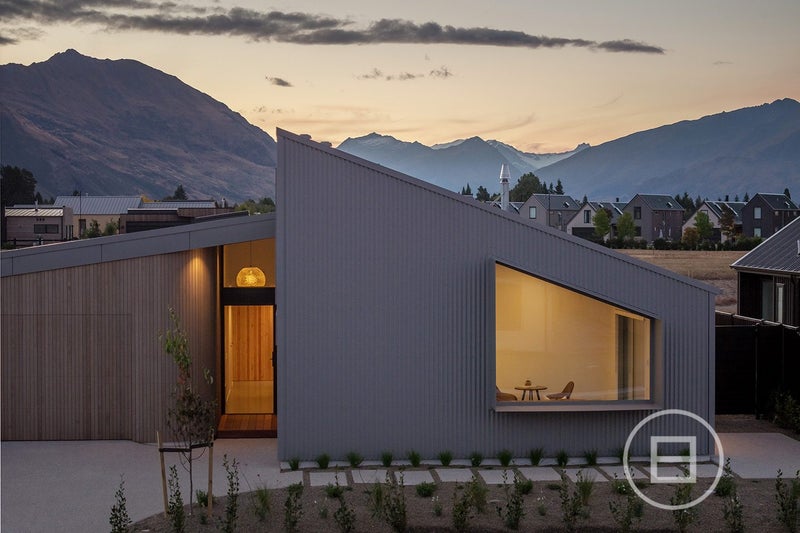 3 Packer Road, WANAKA - Carousel 2