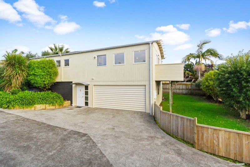 36B Zefiro Drive, Massey, Auckland - Carousel 1
