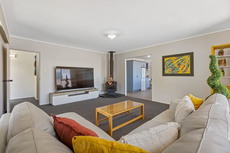 16 Annandale Street, Lynmouth, New Plymouth - Carousel 2