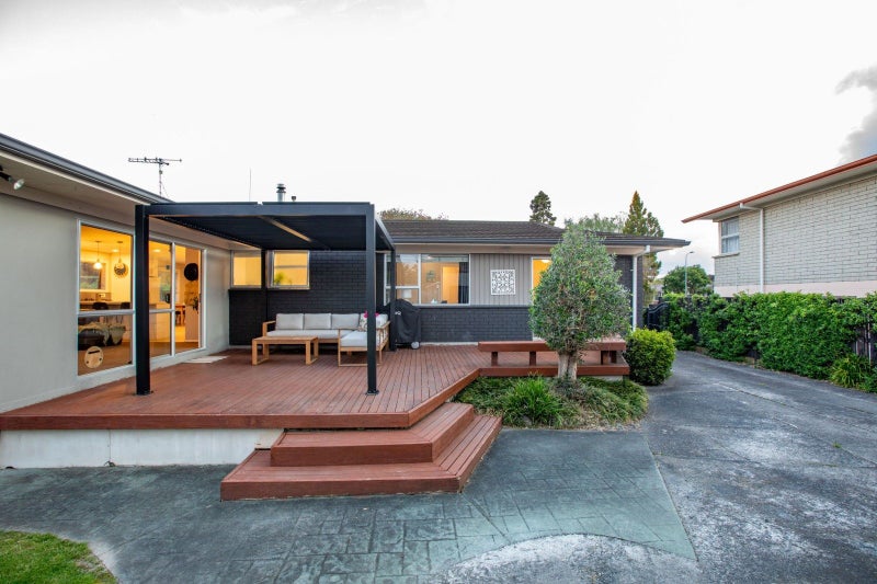 45 Glen Lynne Avenue, Queenwood, Hamilton - Carousel 2