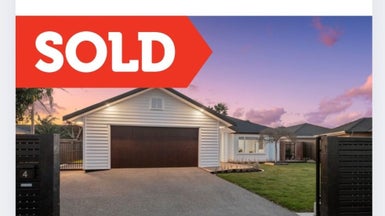 4 Aranui Drive, Papamoa Beach, Papamoa - Carousel 1
