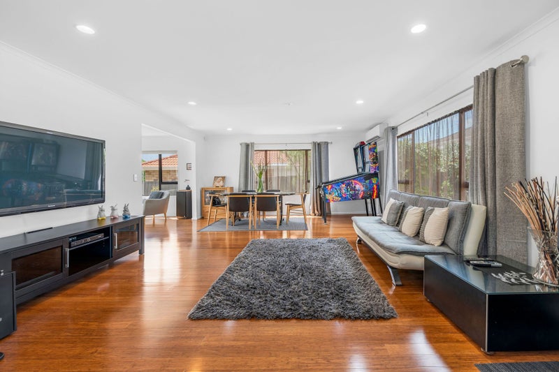 21A Westerham Drive, Dannemora, Auckland - Carousel 2