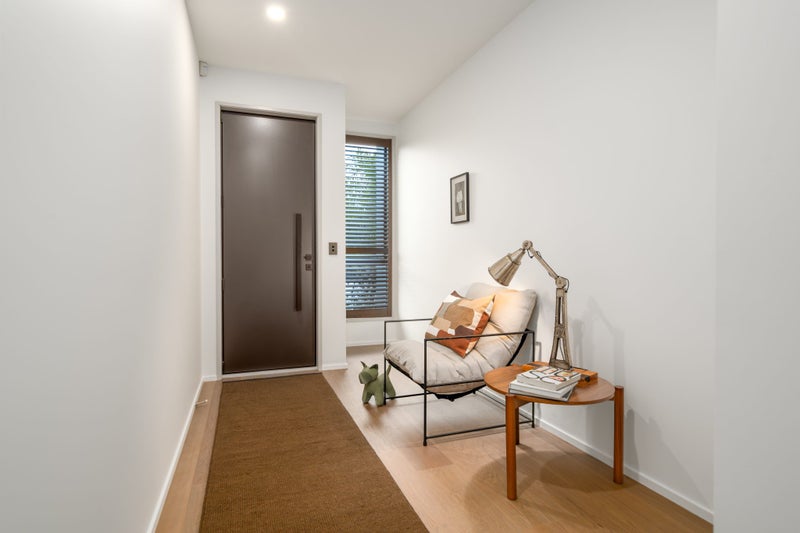 2/37 Beveridge Street, Christchurch Central, Christchurch - Carousel 2