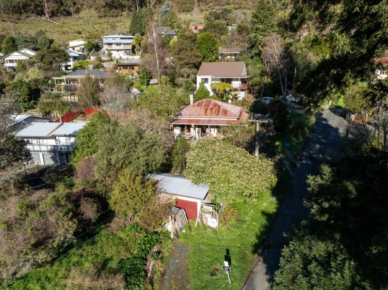 1 Brook Terrace, The Brook, Nelson - Carousel 24