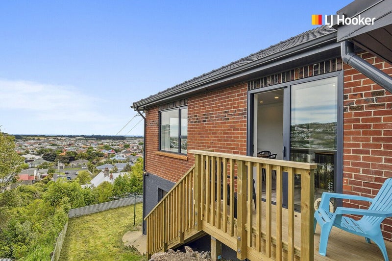 98 Moana Crescent, Musselburgh, Dunedin - Carousel 1