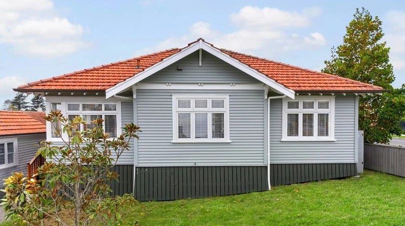 1 Cochrane Road, Hobsonville, Auckland - Carousel 1