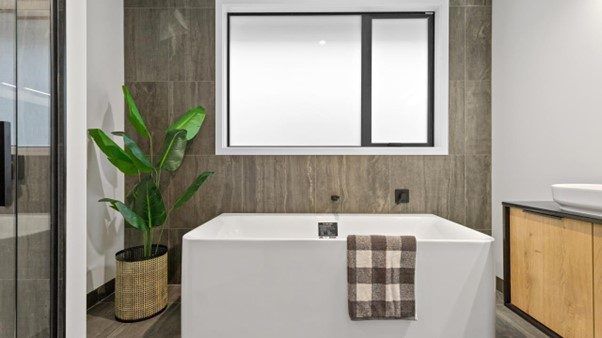 26 Purser Crescent, Flagstaff, Hamilton - Carousel 17