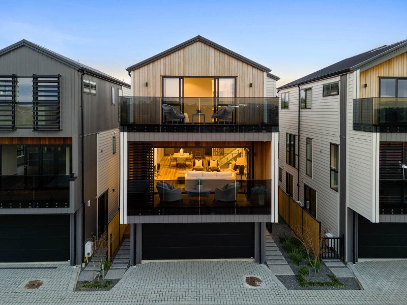 17 Goring Road, Sandringham, Auckland - Carousel 1