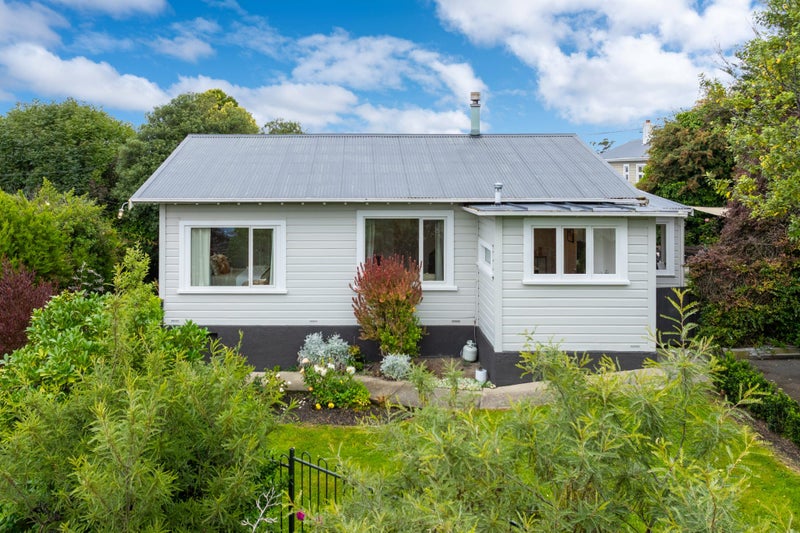 38 English Avenue, Kenmure, Dunedin - Carousel 1