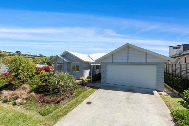 5 Laly Haddon Place, Warkworth - Carousel 1