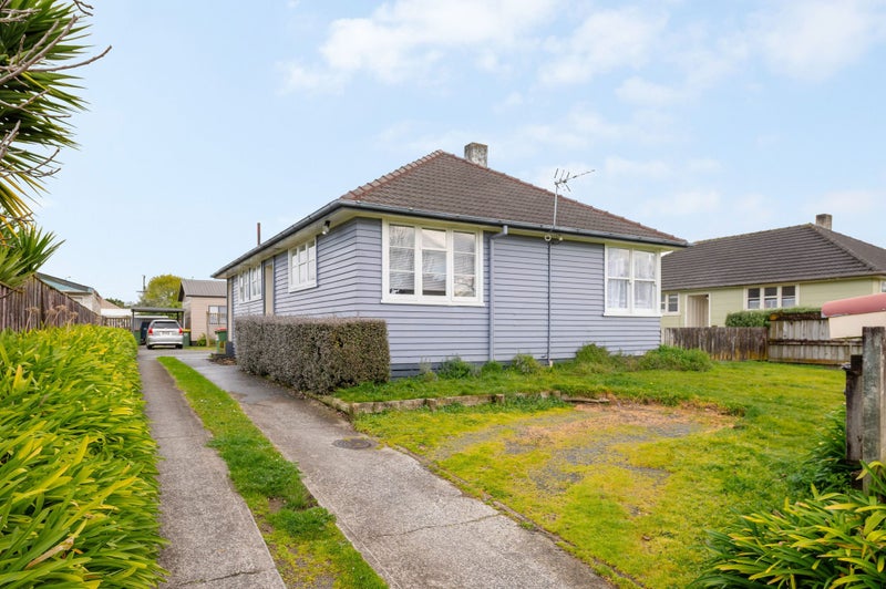 3 Ross Crescent, Fairfield, Hamilton - Carousel 2