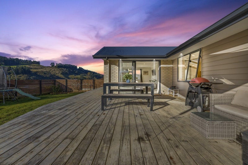 18 Goddard Way, Sawyers Bay, Port Chalmers - Carousel 2