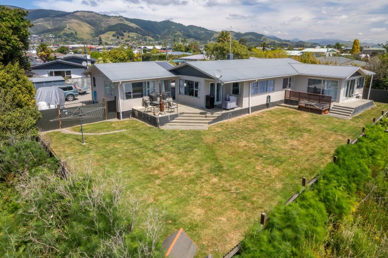 7B Lammas Street, Richmond, Richmond - Carousel 1