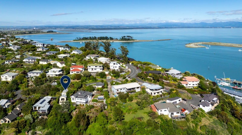 52 Queens Road, Stepneyville, Nelson - Carousel 1