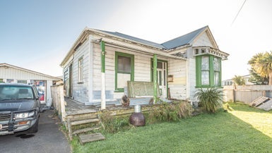 484 Heads Road, Castlecliff, Whanganui - Carousel 1