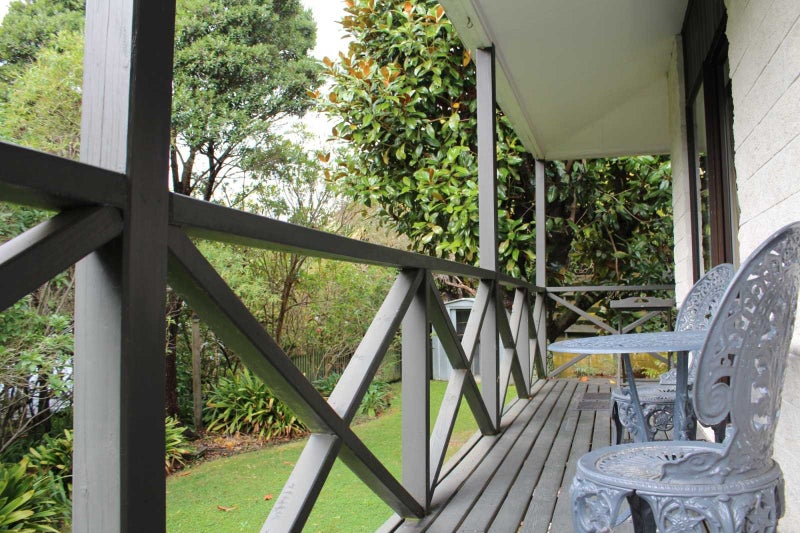 26 Springdale Grove, Fitzherbert, Palmerston North - Carousel 2