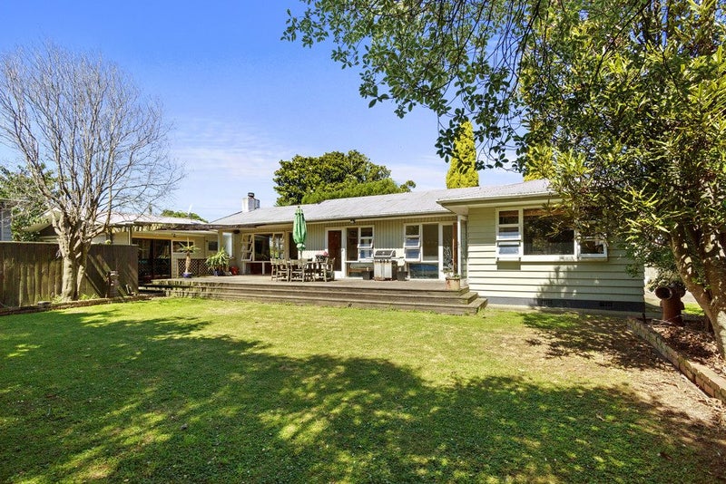 1A Williams Grove, Melling, Lower Hutt - Carousel 2