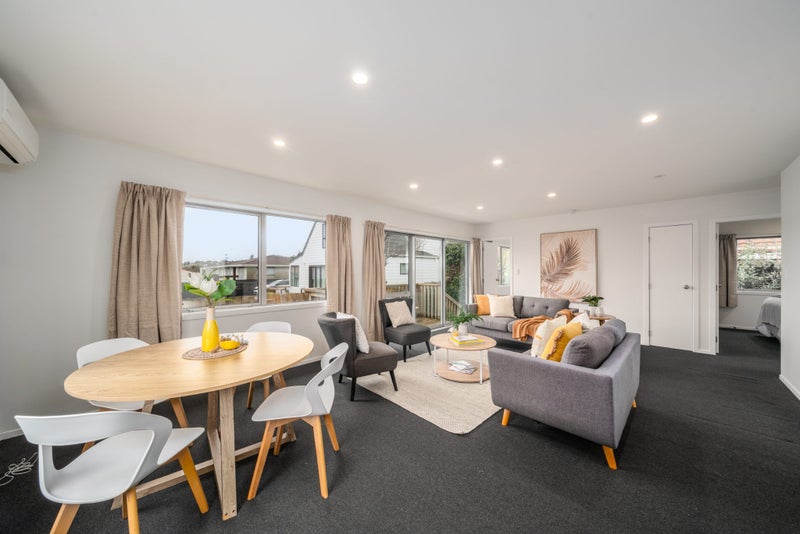 7A Mclellan Street, Tawa, Wellington - Carousel 2