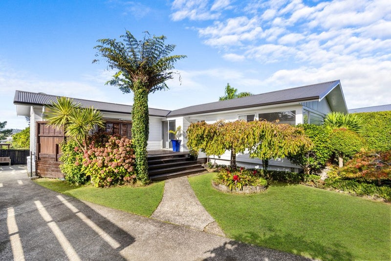120 Ennis Avenue, Pakuranga Heights, Auckland - Carousel 1