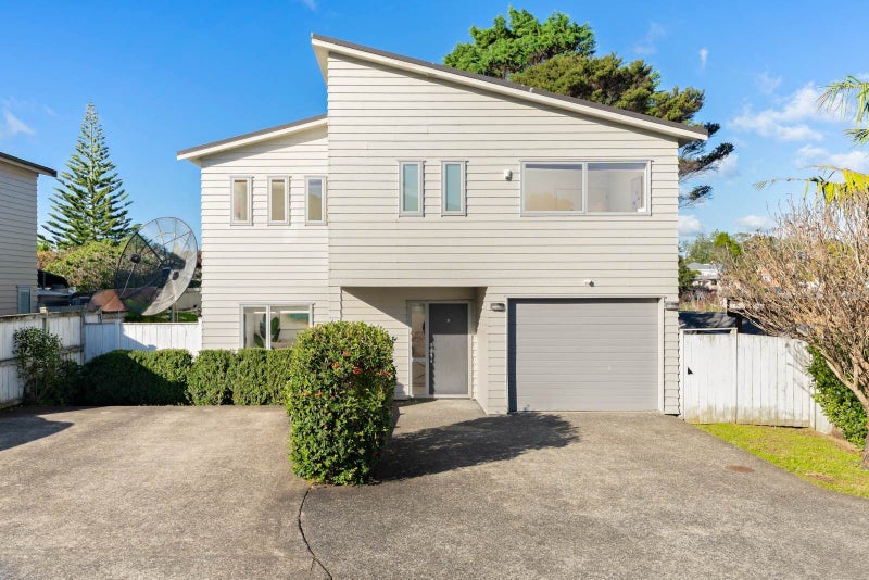 22C Manuka Road, Glenfield, Auckland - Carousel 1