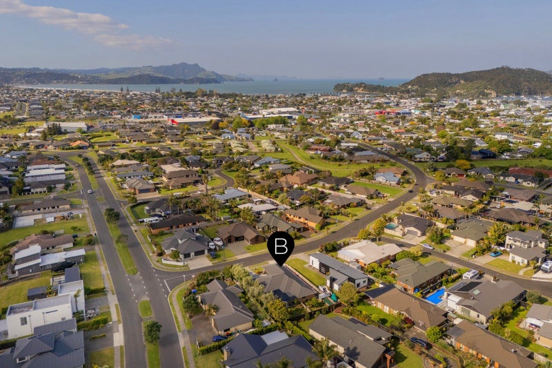 70 Cholmondeley Crescent, Whitianga, Whitianga - Carousel 2