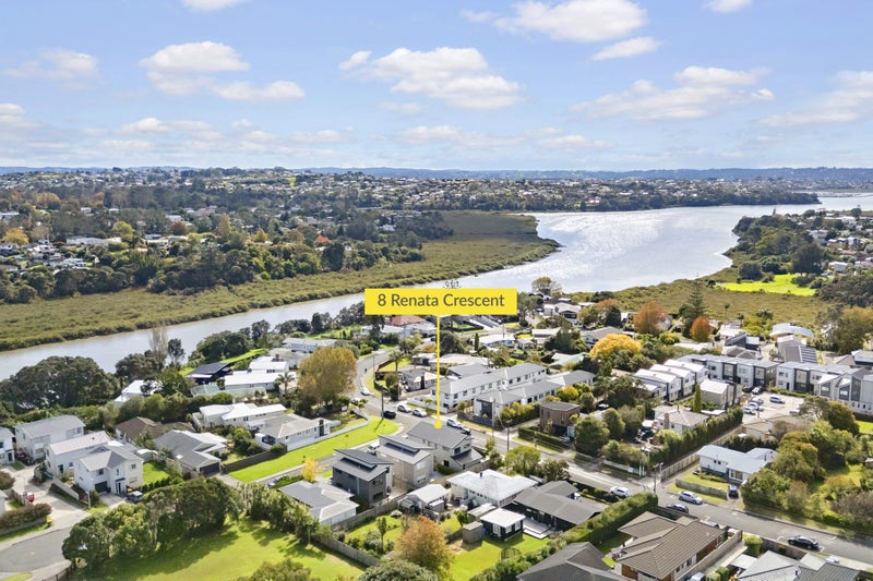 8 Renata Crescent, Te Atatu Peninsula, Auckland - Carousel 50