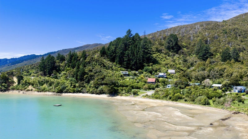 3910 Kenepuru Road, Black Rock, Marlborough Sounds - Carousel 23