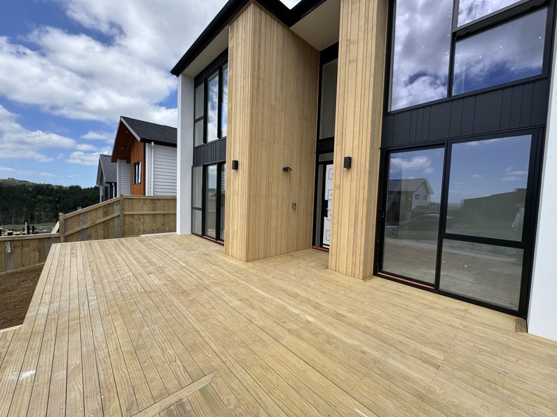 36 Bremner Ridge Street, Flat Bush, Auckland - Carousel 2