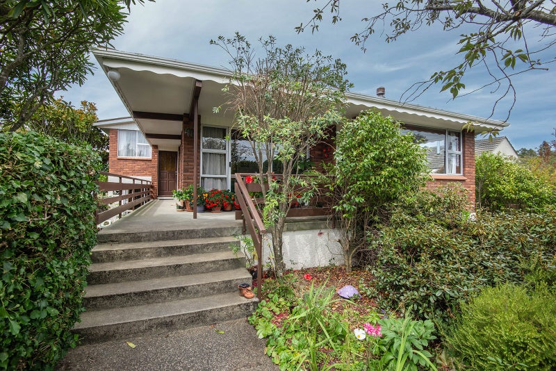 47 Main Road, Fairfield, Dunedin - Carousel 2