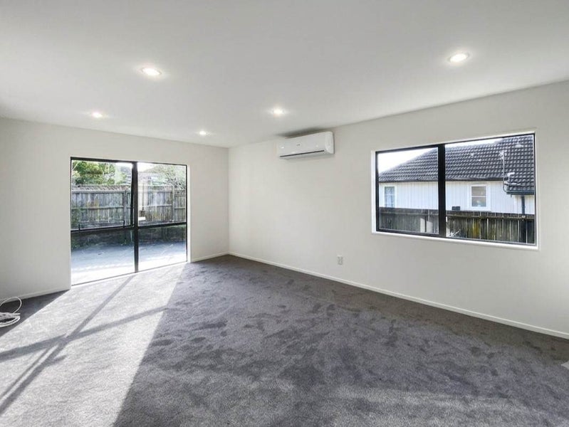 1/44 Miro Street, New Lynn, Waitakere City, Auckland - Carousel 2