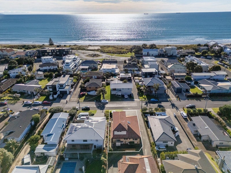 22A Ulster Street, Mount Maunganui, Mount Maunganui - Carousel 1