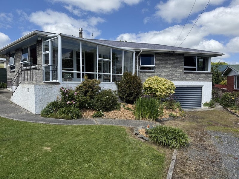 61 Gormack Street, Balclutha - Carousel 1