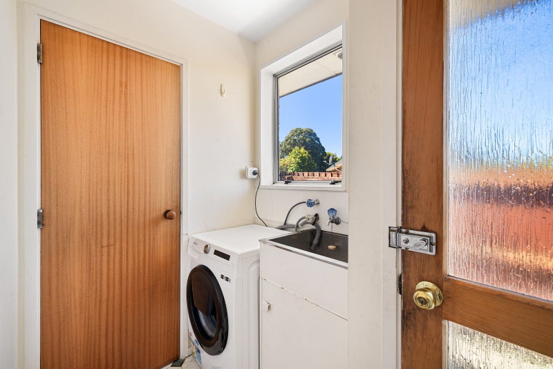 2/4 Bromley Road, Bromley, Christchurch - Carousel 14