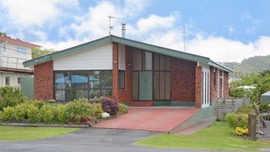 4 Kopipi Crescent, Whangarei - Carousel 1