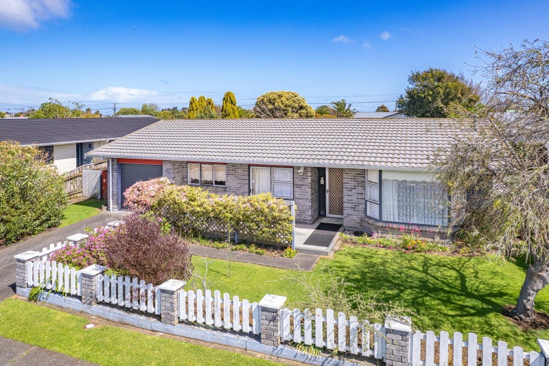 25 Stafford Street, Springvale, Whanganui - Carousel 1